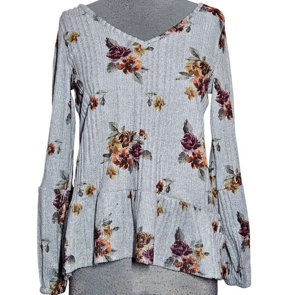 Gray Floral Knit Top Size XS - Picture 1 of 4